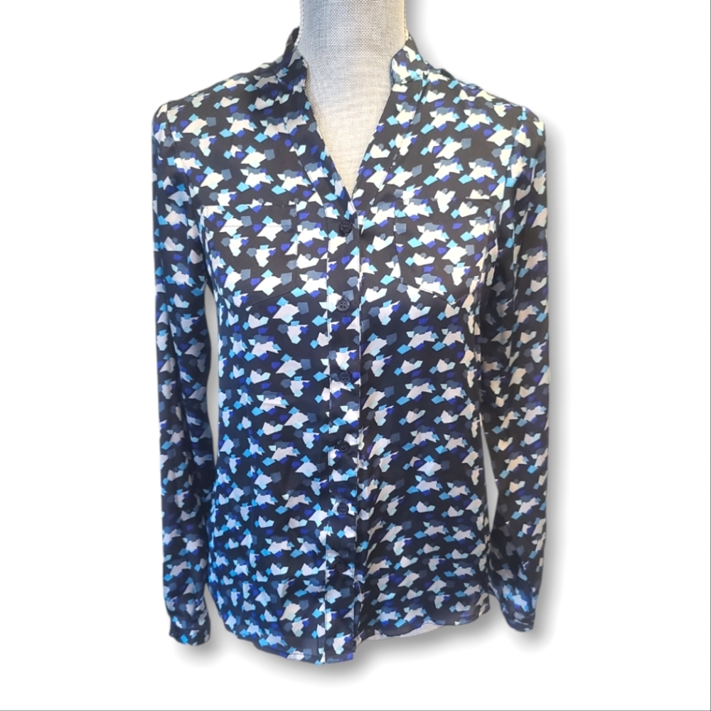 The Limited Button Down Long Sleeve Size Extra Small